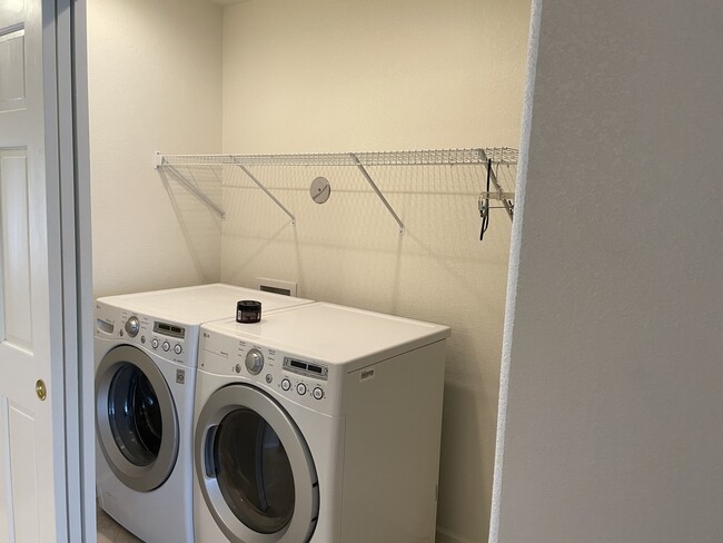 Photo - 709 10th St Unit D