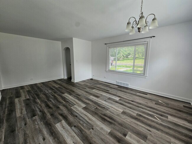 Photo - 610 Wildwood Ave