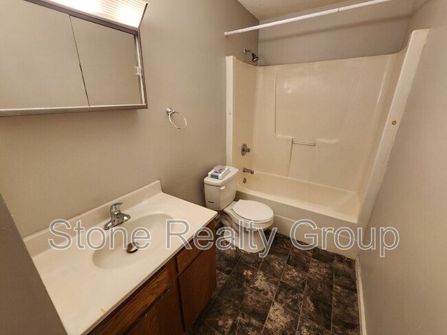 Photo - 2486 E Clayton Dr Condo