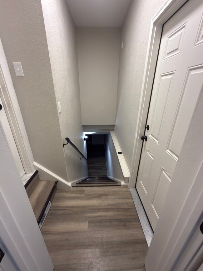 Photo - 11867 Keough Dr Unit Downstairs