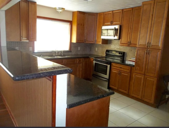Photo - 6609 Golf Crest Dr
