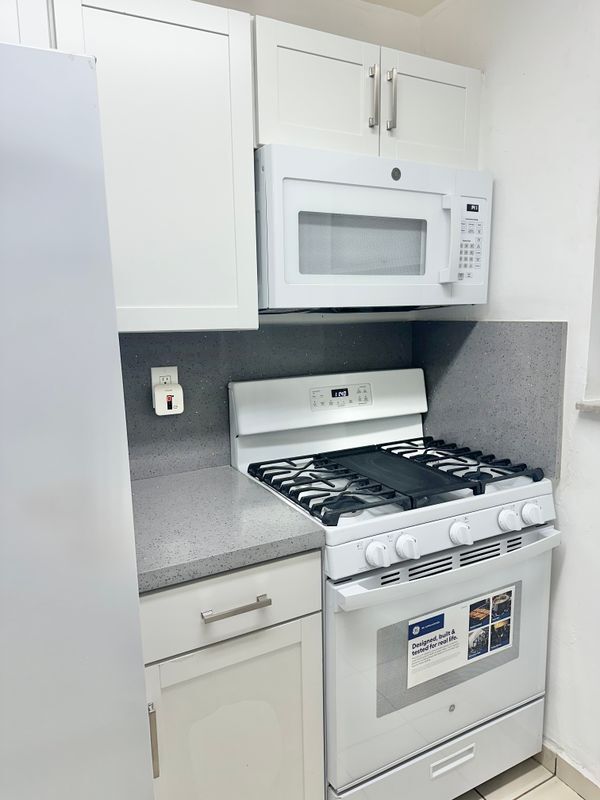 Photo - 4655 Palm Ave