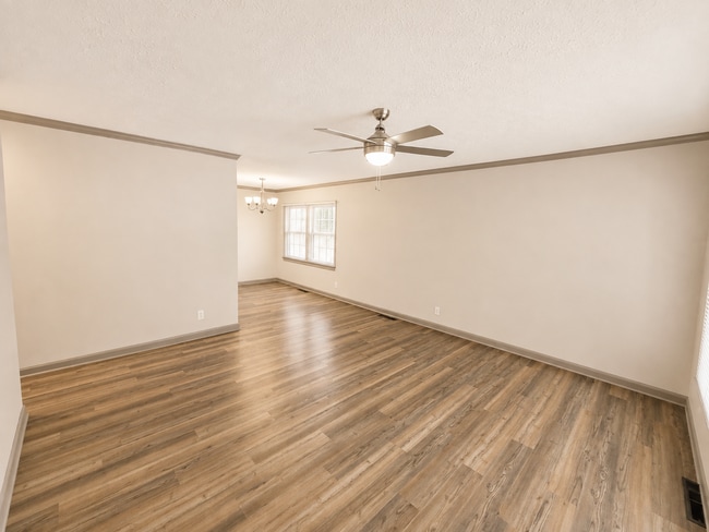 Photo - 2104 Belmont Rd