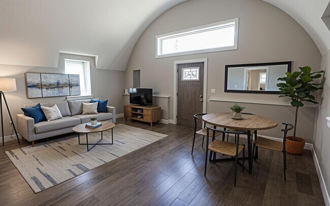 Photo - 1505 W Worley St