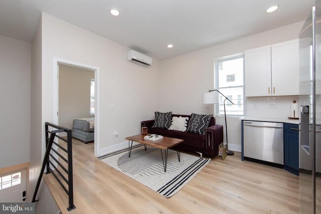 Photo - 2001 S Norwood St Unit B