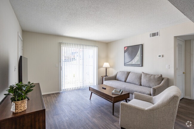2BR, 2BA - 921SF - Living Room - The Trails of Dickson Apartment Homes