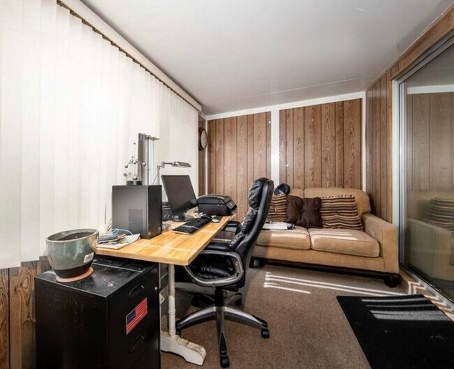 Photo - 10701 Bel Air Dr House