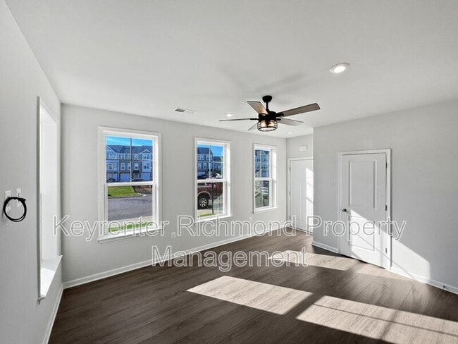 Photo - 719 McCormick Farm Dr Unit A