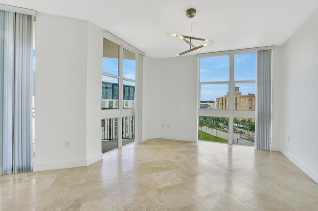 Photo - 550 Okeechobee Blvd Unit 1011