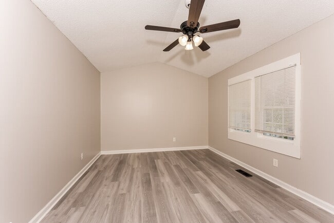 Photo - 7300 Plantation Rd