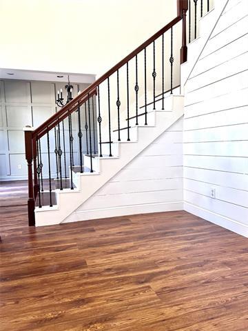 Photo - 1504 De Moss Ct