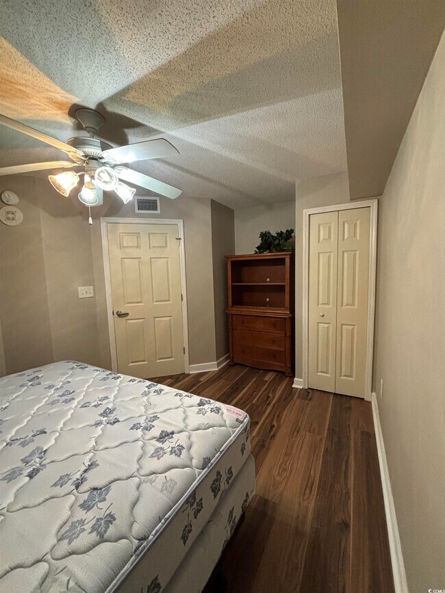 Photo - 215 77th Ave N