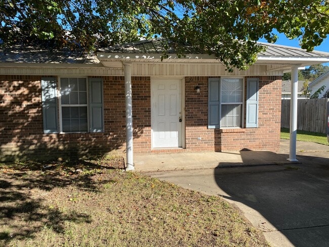 Building Photo - 26 Greatest Cv