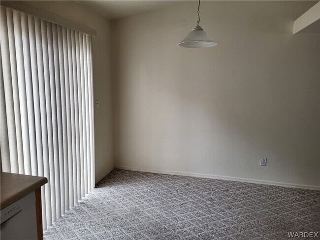 Photo - 9842 S Phoenix Dr