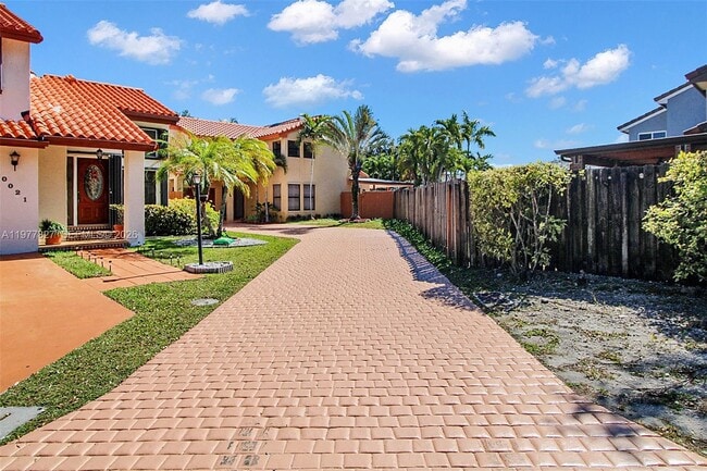 Photo - 10031 SW 147th Pl