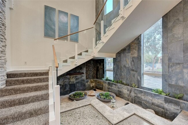 Building Photo - 2111 Edgewood Ave Rental