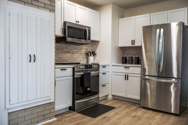 Photo - 1929 Summer St