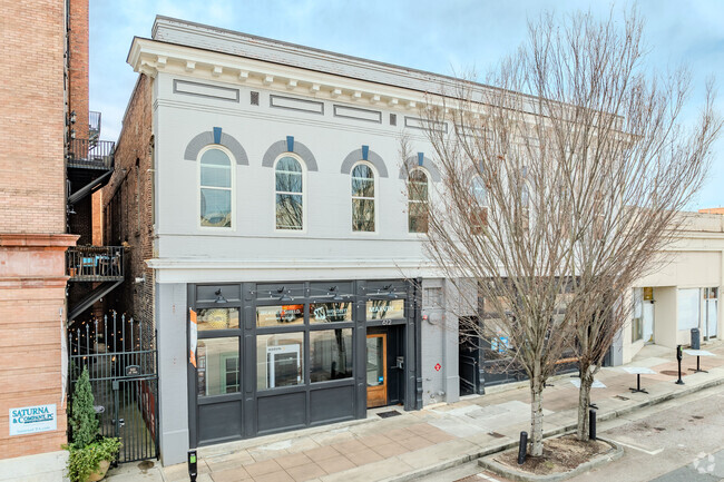 Building Photo - Market House Lofts