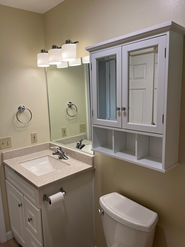 Photo - 121 Village Heights Rd