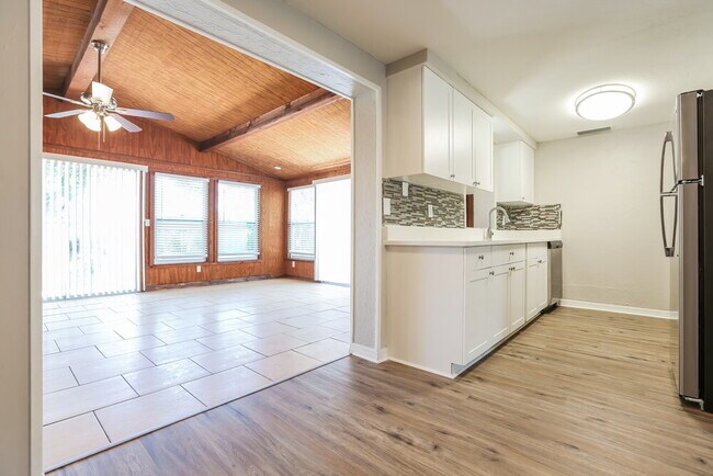 Photo - 2908 Bucida Dr