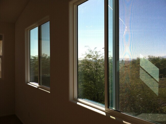 Photo - 2741 Sunrise Bluff Dr