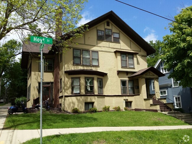 Building Photo - 1726 Hoyt St Rental