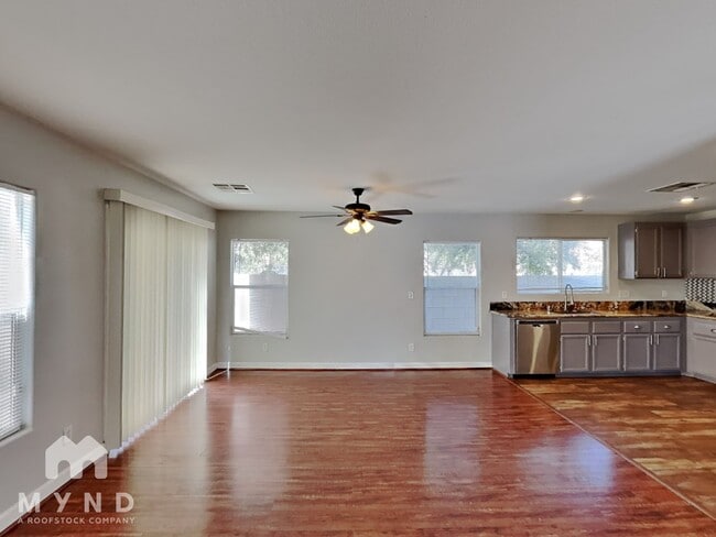 Photo - 10269 Free Spirit St