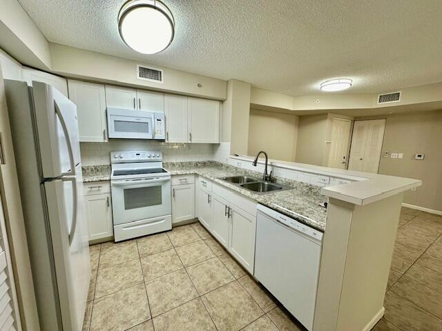 Building Photo - 7840 Sonoma Springs Cir Unit 103