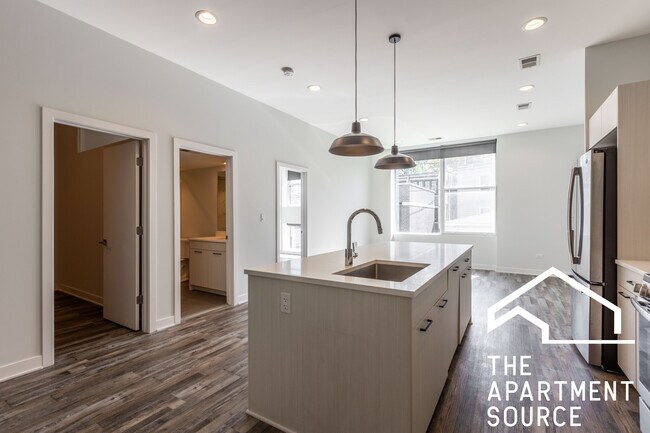 Photo - 2247 W Lawrence Ave Unit 103