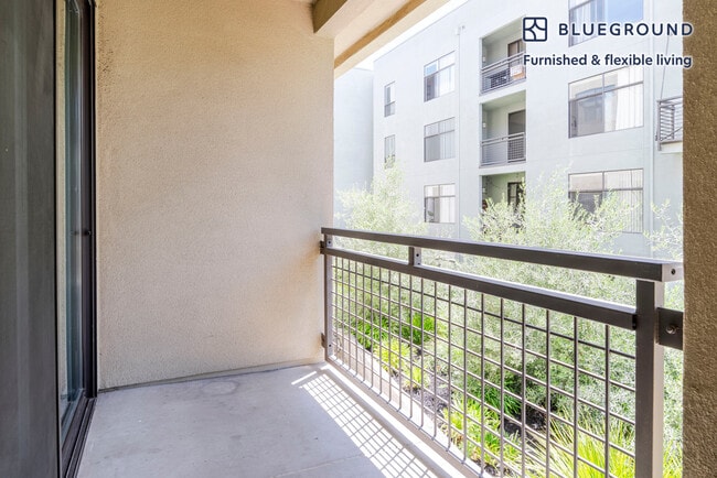 Photo - 754 The Alameda Unidad SI FL2-ID1899