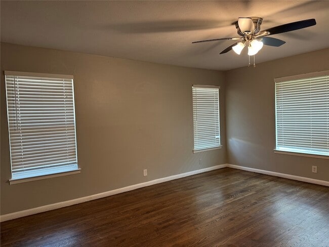 Photo - 11321 Wyatt St