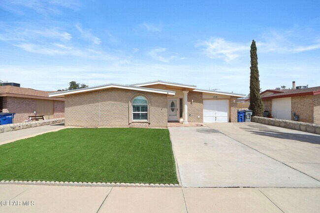 Photo - 1710 Karl Wyler Dr House