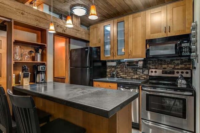 Photo - Charming Furnished Studio Available for Summer Stay