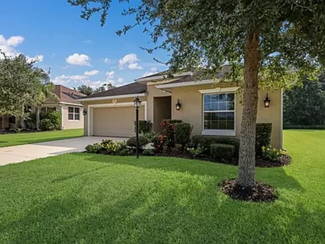 Photo - Conveniently located to everything. 3 bedr...