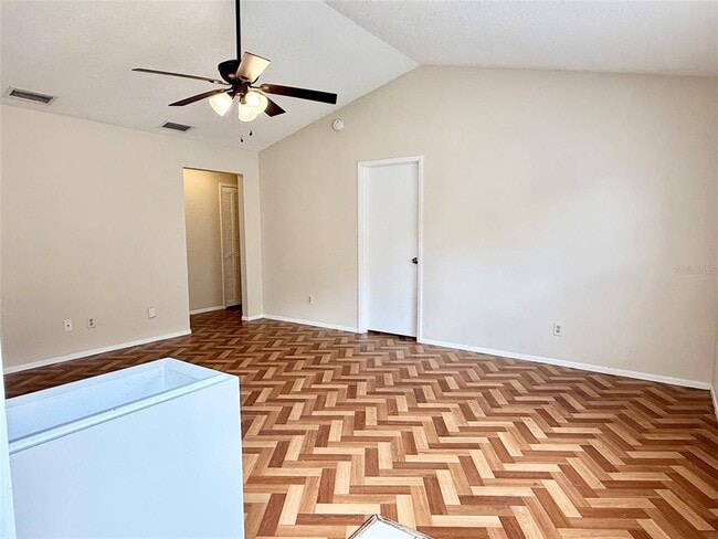 Photo - 1215 Creekbottom Cir