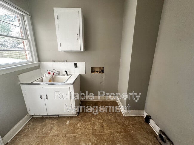 Photo - 201 Hardee St