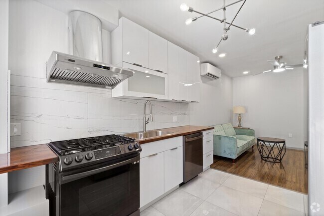 Building Photo - 232 1st St Unit 1 Rental