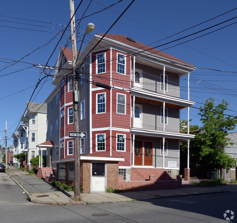 Photo - 539-541 N Front St