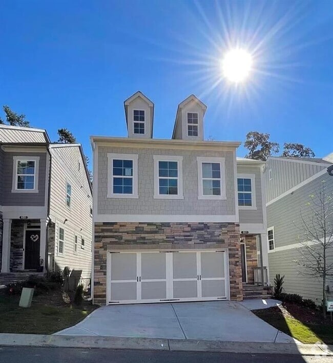 Building Photo - 661 Crosshaven Dr Rental