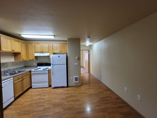 Photo - 8102 SE Lambert St Unidad 5