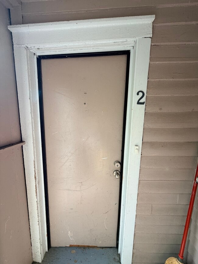 Photo - 105 Auburn Ave NE Unit 2