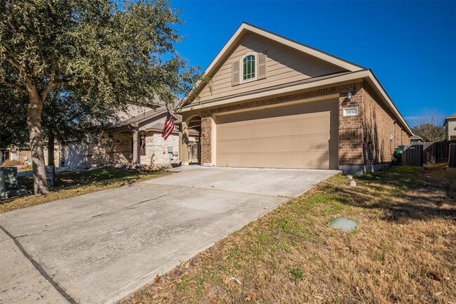 Building Photo - 5932 Abby Ann Ln