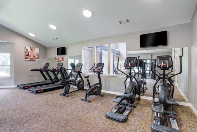 Crescent at Wolfchase Apartment Homes