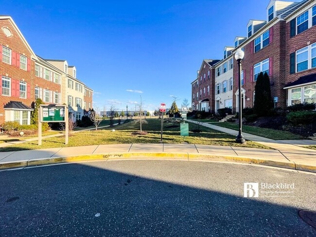 Photo - 3815 Hansberry Ct NE