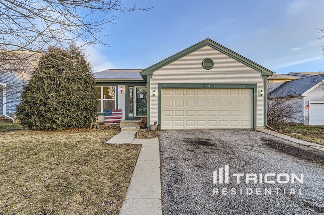 Building Photo - 924 Deer Trail Dr Rental