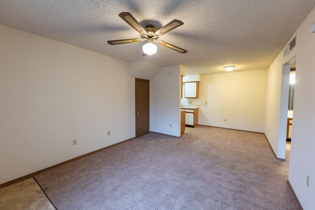 Photo - Marina Apartments