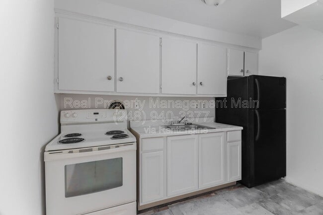 Photo - 335 E State Fair Ave Unit 7