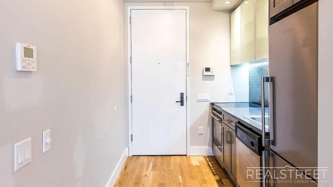 Photo - Leonard Street Unidad 2R