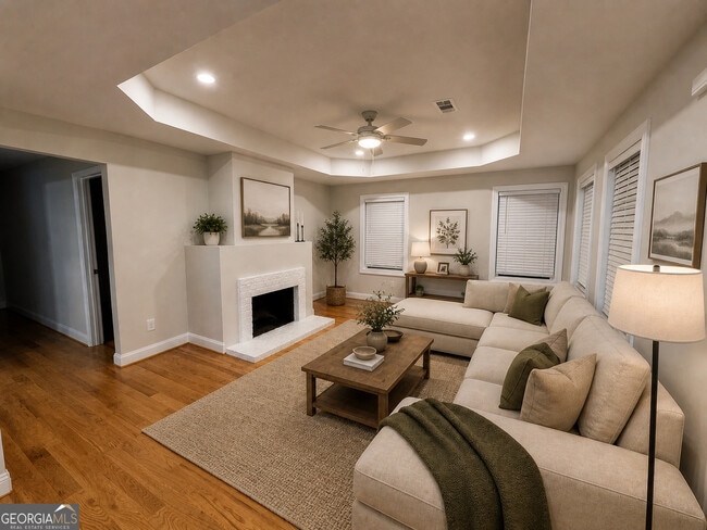 Photo - 2783 Grand Ave SW