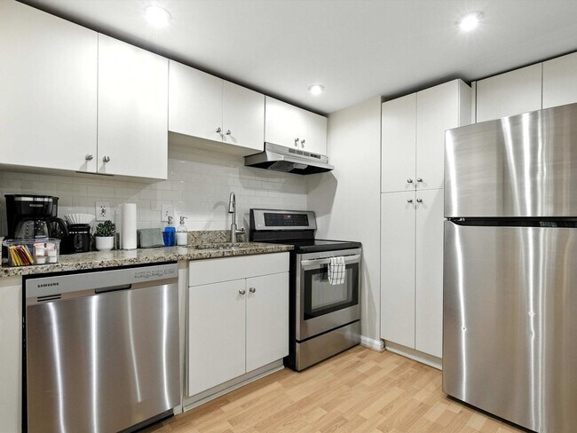 2922 Upton St NW Unit SI ID1296217P